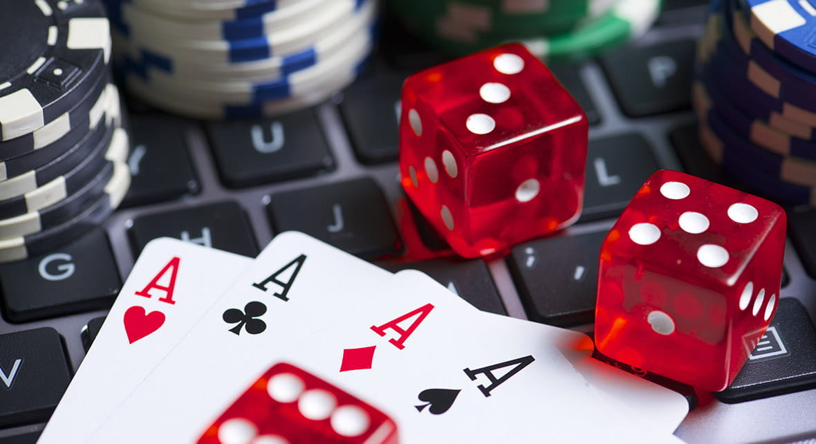 Online Gambling Chips And Dices